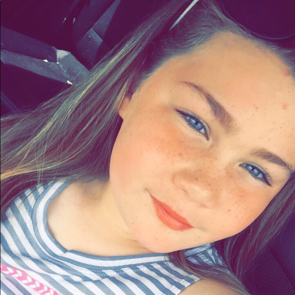 Meet your Posher, Lily